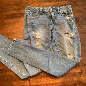 American Eagle‎ Skinny Jeans Jegging Women’s 4 Distressed